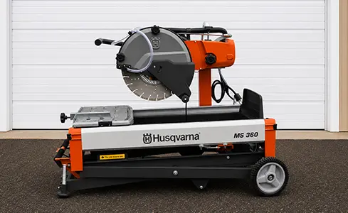 Wet Tile Saw - Husqvarna MS 360 masonry saw in studio