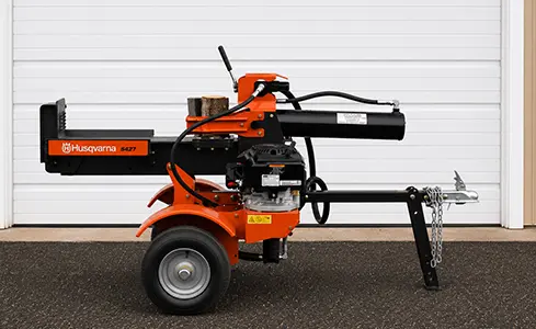 Wood Splitter - Husqvarna 5427 log splitter outdoors